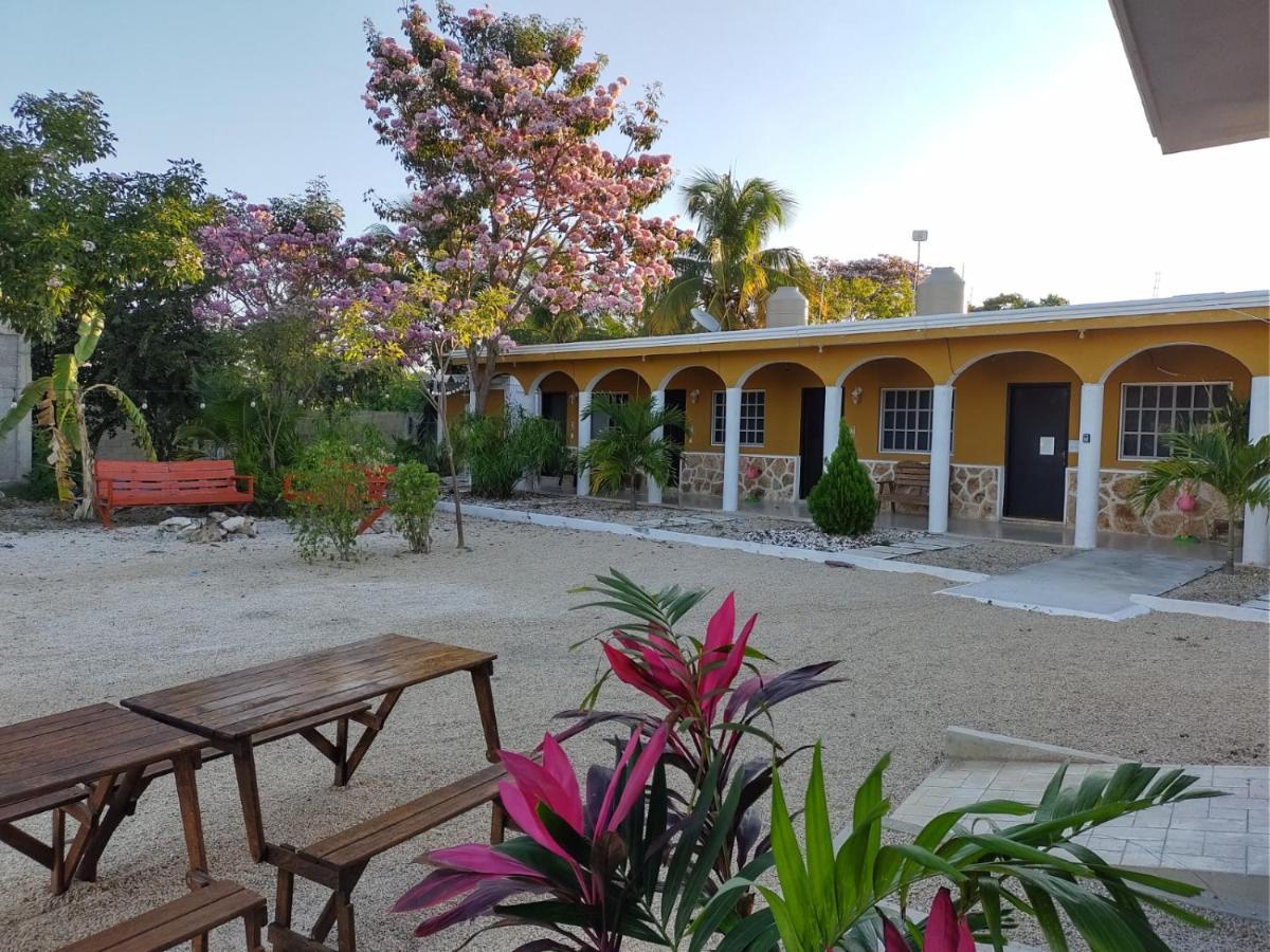 Hotel Villa Gabriela - Restaurant, Bikes ,Lands Tours Celestun Zewnętrze zdjęcie